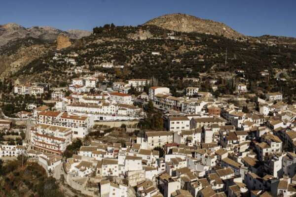 panoramica castril marca agua